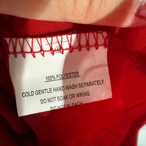 Saints + Secrets red romper long sleeve size XS - Picture 11 of 11